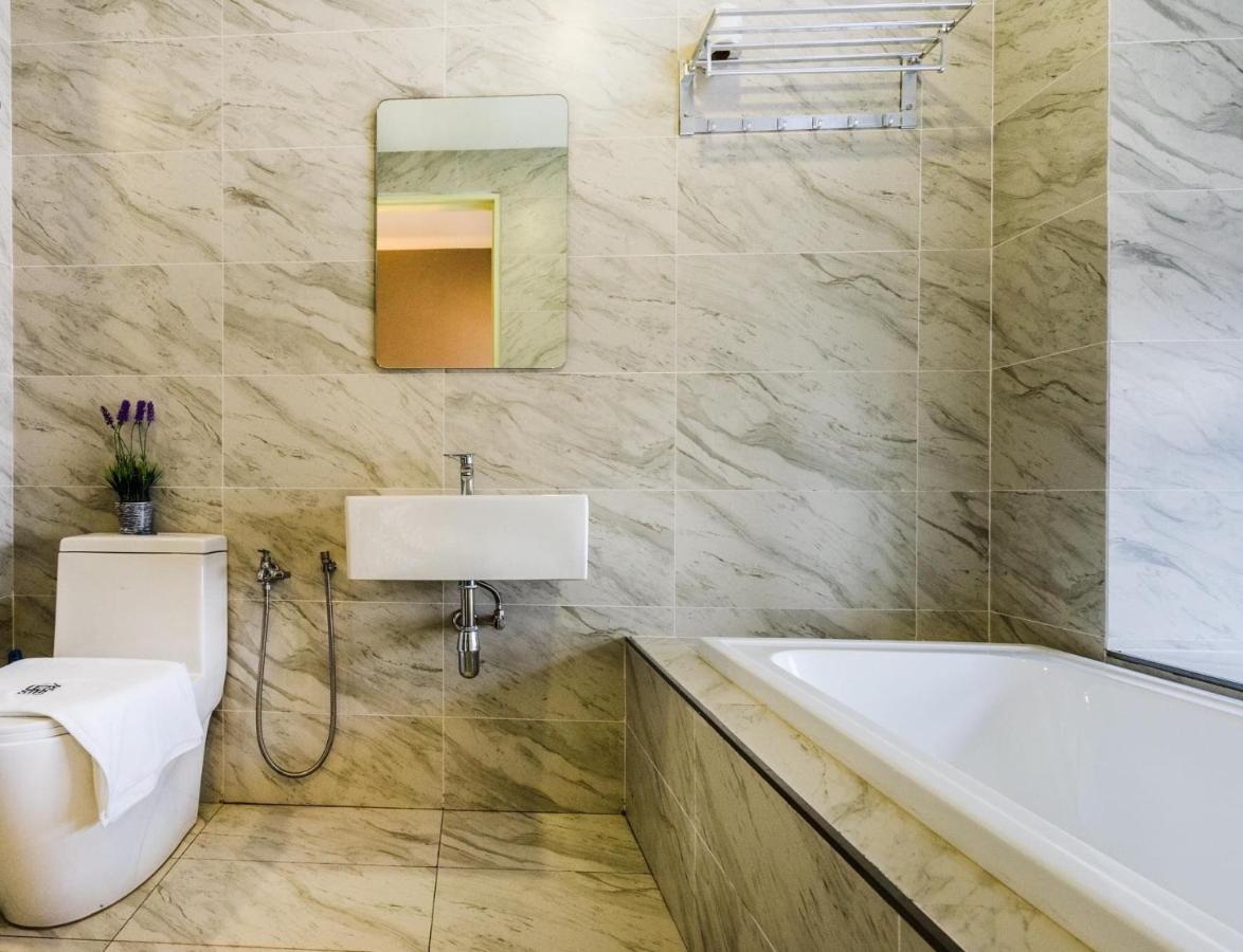 Imperio Residence Bathtub Studio At Malacca Town-Near Jonker Street ภายนอก รูปภาพ
