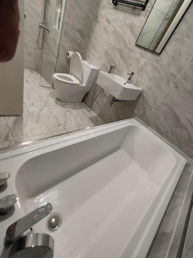 Imperio Residence Bathtub Studio At Malacca Town-Near Jonker Street ภายนอก รูปภาพ